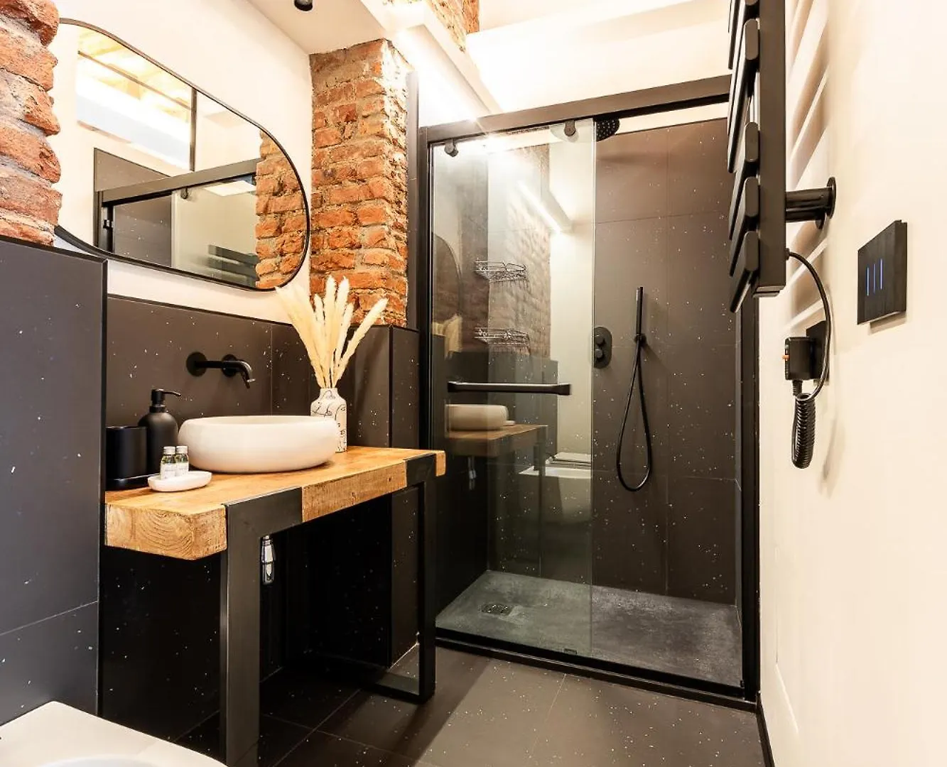 Prime Suite Collection Centro Milan Apartment